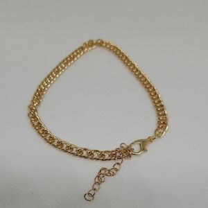 Gold Tone Chain 7" Bracelet